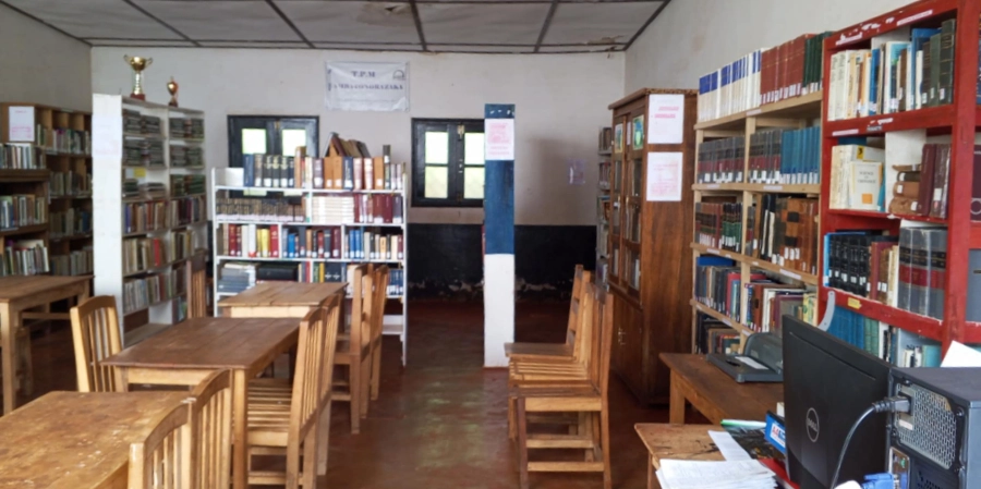 une Bibliotèque à Madagascar
